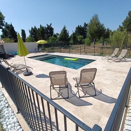 Maison Independante Avec Piscine, 10Min Avignon Pujaut Экстерьер фото